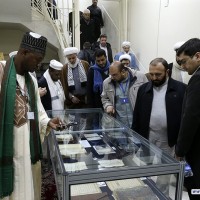 بازديد مهمانان کنفرانس وحدت اسلامي از کتابخانه حرم عبدالعظيم(ع)