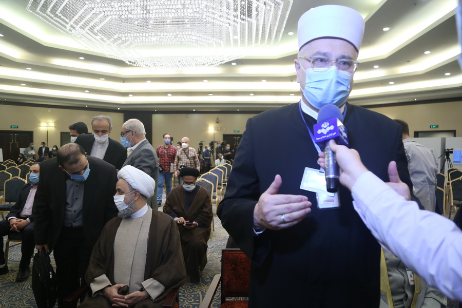 حاشیه هایی از اولین نشست سی و پنجمین کنفرانس بین المللی وحدت اسلامی
