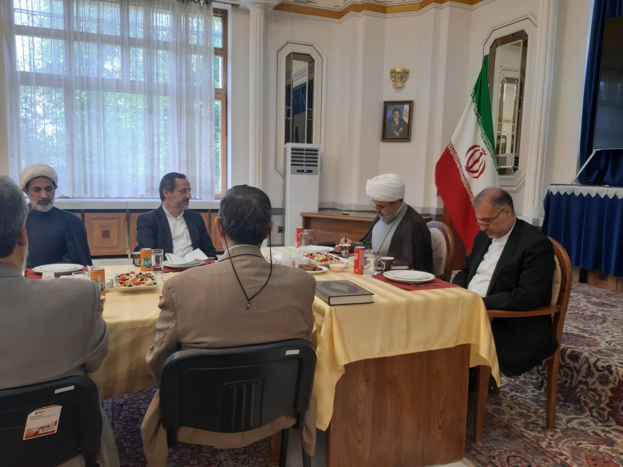 حضور دکتر شهریاری در ضیافت ناهار سفیر ایران در مسکو
