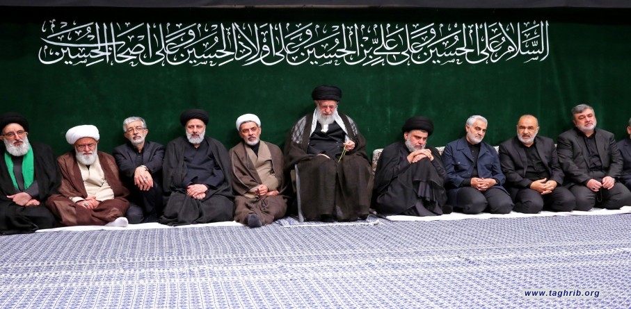 مجلس عزاء الإمام الحسين في ليلة الحادي عشر من شهر محرّم بحضور الإمام الخامنئي + صور