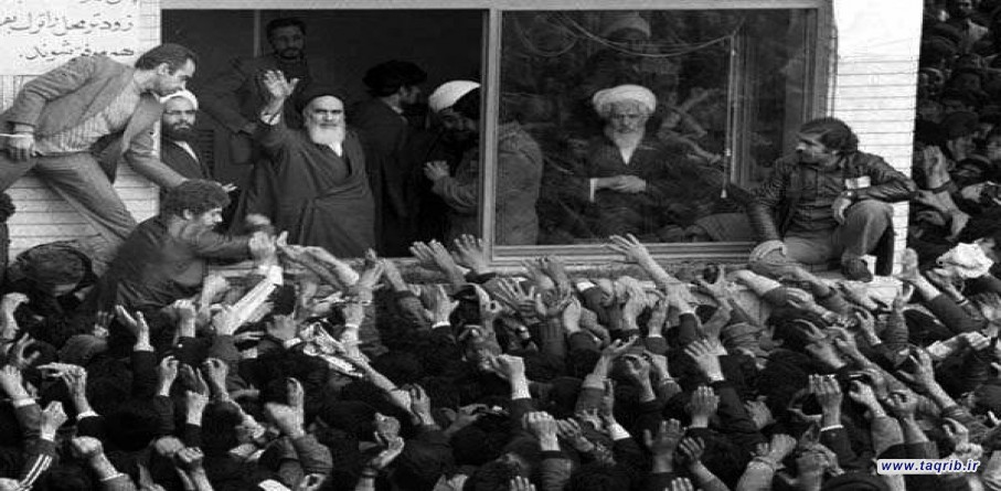 "انقلاب اسلامی" رویشی از دل ملت به رهبری امام خمینی (ره)