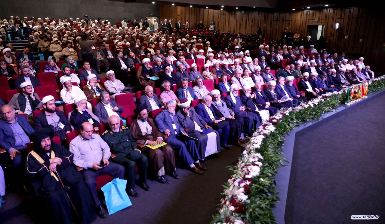 بدء اعمال المؤتمر الاقليمي الثالث للوحدة الاسلامية في محافظة اذربايجان