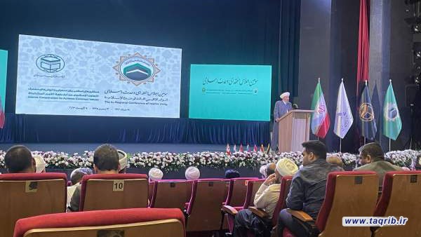 امت اسلامی بدون وحدت قدرتمند نمی‌شود