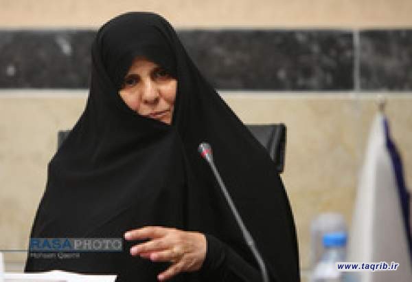 مدیرة مؤسسة السيدة امنة (ع): علينا ان نقتدي بالرسول في اسلوب التعامل مع الاخرين