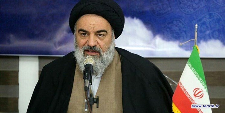 عضو مجلس خبراء القيادة في إيران : المسلمون لن يقعوا في فخ الانقسام والتفرقة ابدا