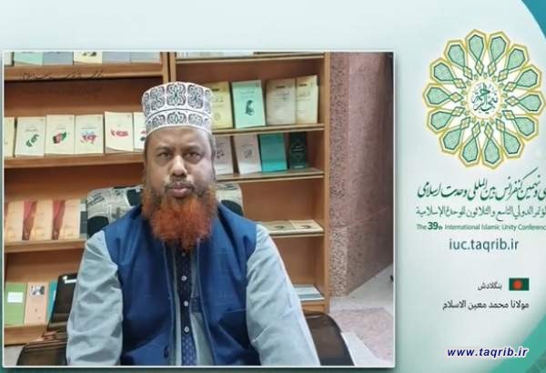 بزرگداشت اهل بیت پیامبر(ص) از نشانه‌های ایمان است