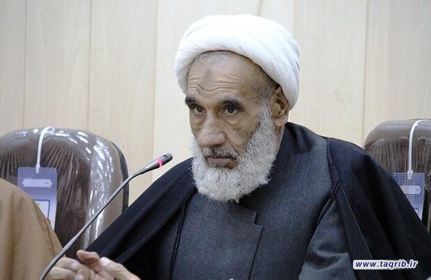 شیعه و سنی ذیل رهنمودهای رهبری، نگاه برادرانه و وحدت را دنبال کنند