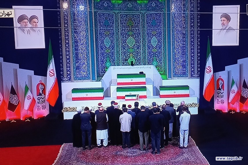 ادای احترام مقامات و شخصیت‌های خارجی به پیکر رهبر شهید انقلاب