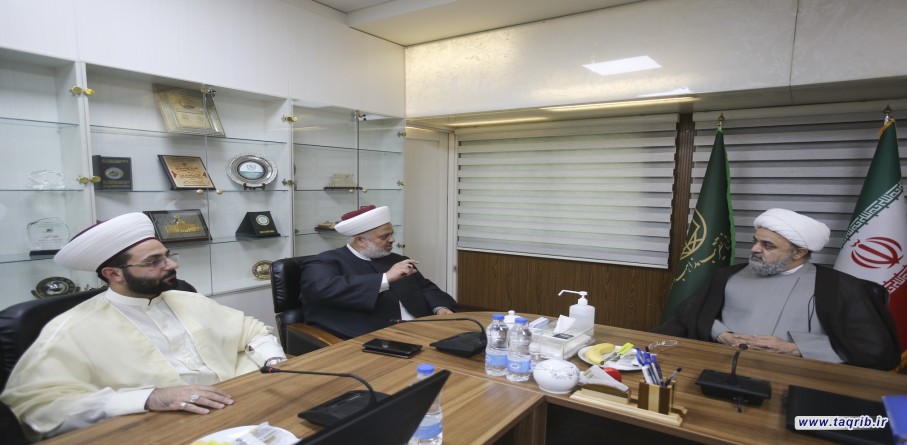 الدكتور شهرياري يلتقي مع منسق جبهة العمل الاسلامي الشيخ الجعيد