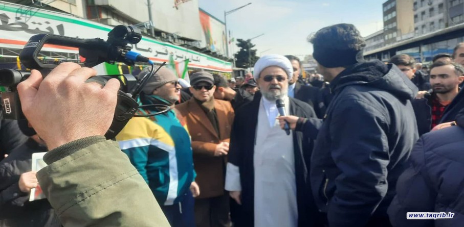 الأمين العام الدكتور شهرياري يشارك في مسيرات إحياء ذكرى انتصار الثورة الاسلامية