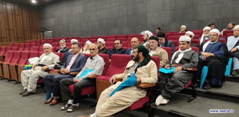 حضور علماء السنة ورجال الدين من مدينة كرمانشاه في المؤتمر الاقليمي الـ3 للوحدة الاسلامية في محافظة اذربايجان