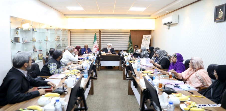 رئيس المجلس الأعلى للمجمع العالمي للتقريب يستقبل النخب والمثقفين من الهند