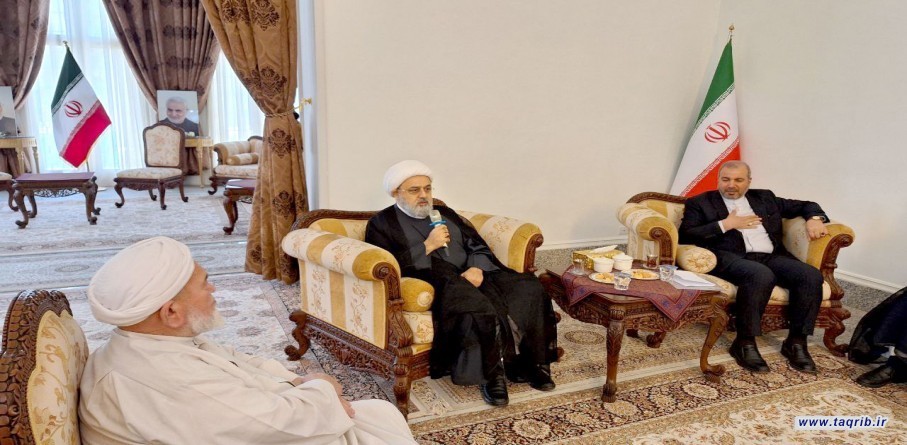 دیدار دبیرکل و اعضای شورای عالی مجمع تقریب با سفیر جمهوری اسلامی ایران در بغداد